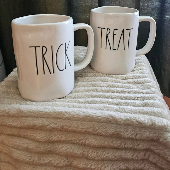Rae Dunn Trick or Treat Mug Set Coffee Tea Spooky Halloween - Picture 1 of 5